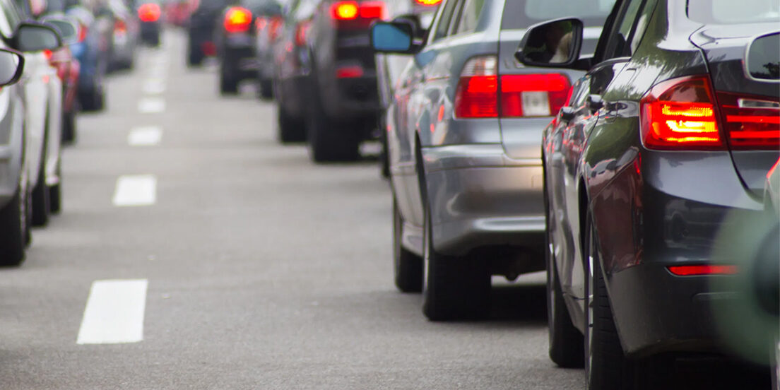 vehiculos circulan destacada vehículos circulando