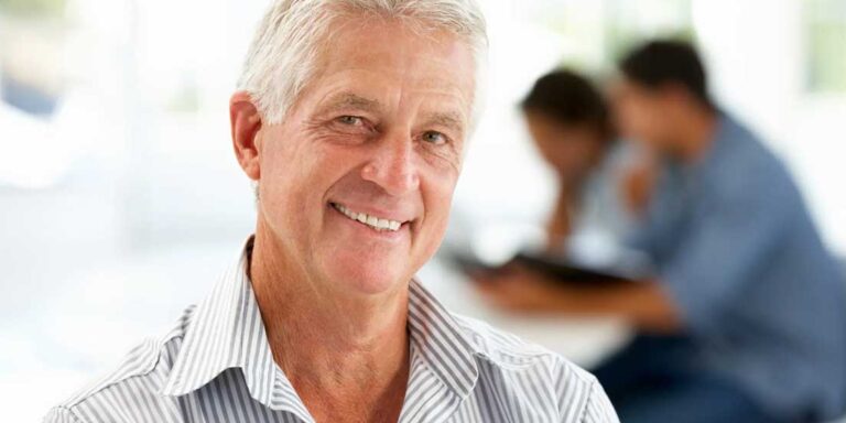 trabajador-senior trabajador-senior