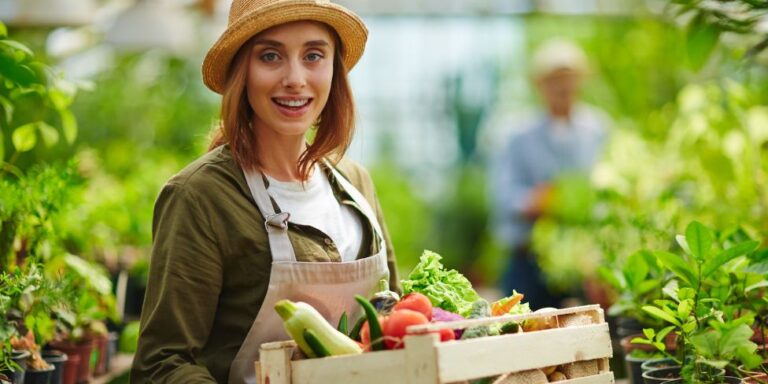 _Autónomo Agrario destacada autónomo agrario en su huerto