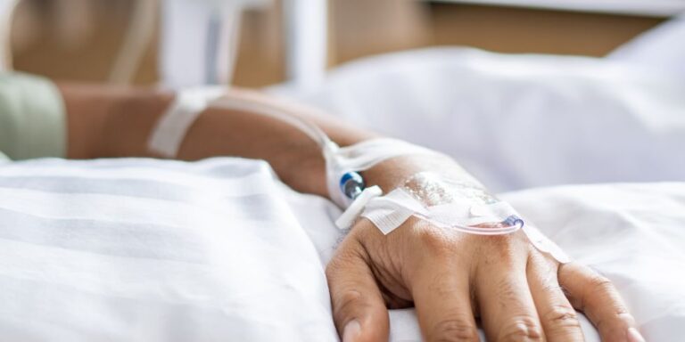 permiso retribuido por hospitalizacion destacada