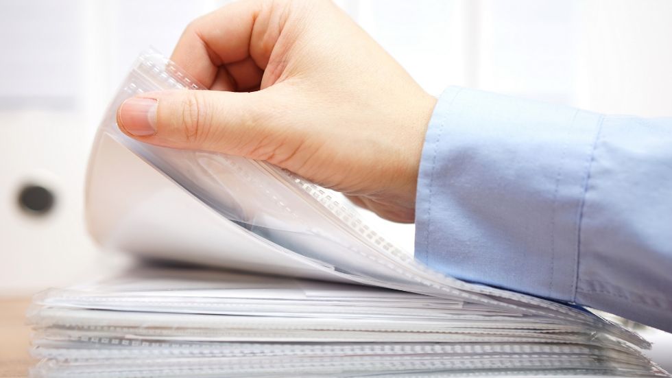 conservar facturas y documentos laborales